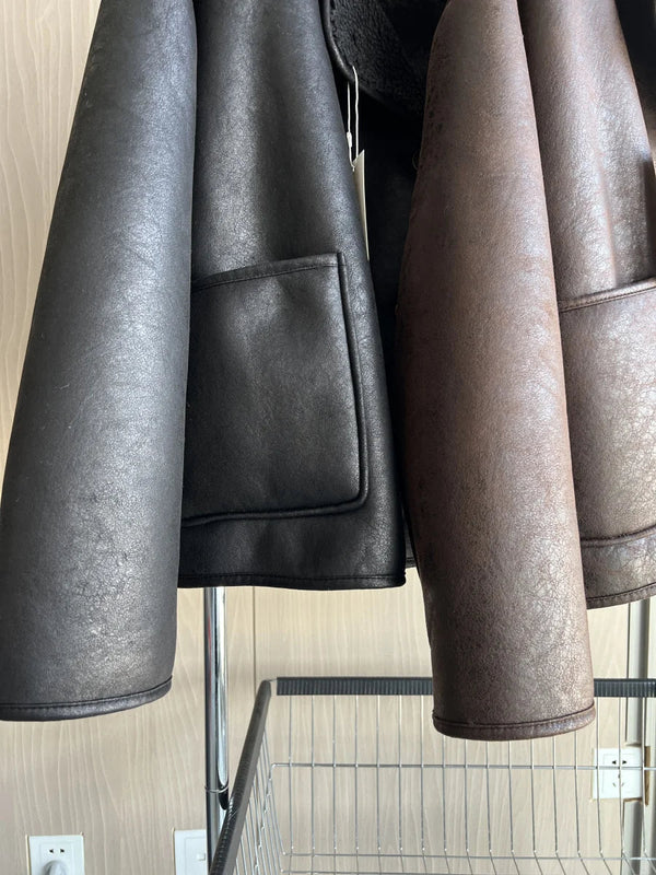 Gemütliche Mode-Essentials für Herbst und Winter 2025