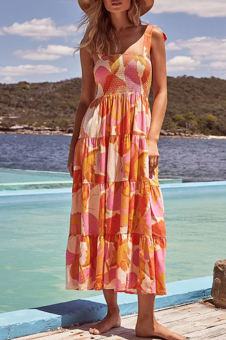 Bedrucktes Trägerkleid mit Patchwork im urbanen Stil