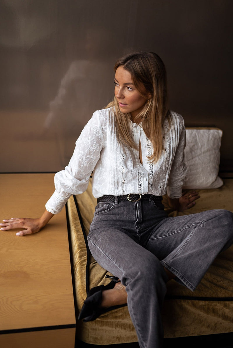 Besticktes Hemd mit Knopfleiste im lässig - schicken Stil - Livezo