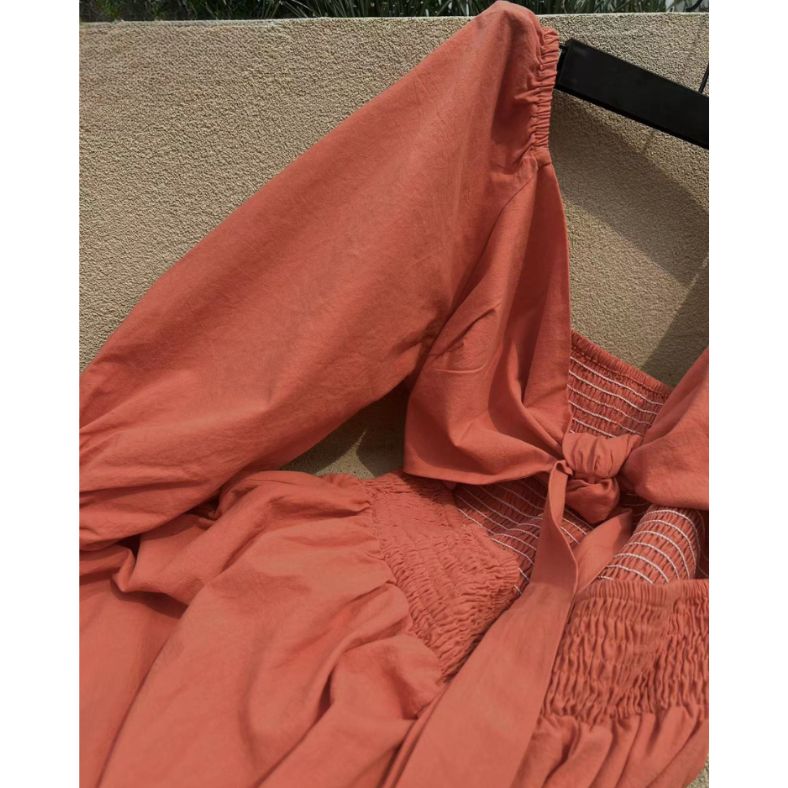 Französisches Kleid mit Rüschärmeln - Livezo