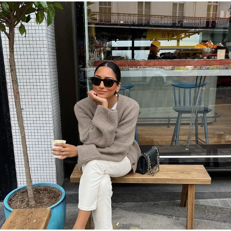 Gemütliche klassische Strickjacke für Damen - Livezo