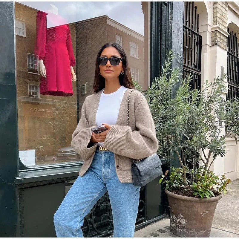 Gemütliche klassische Strickjacke für Damen - Livezo