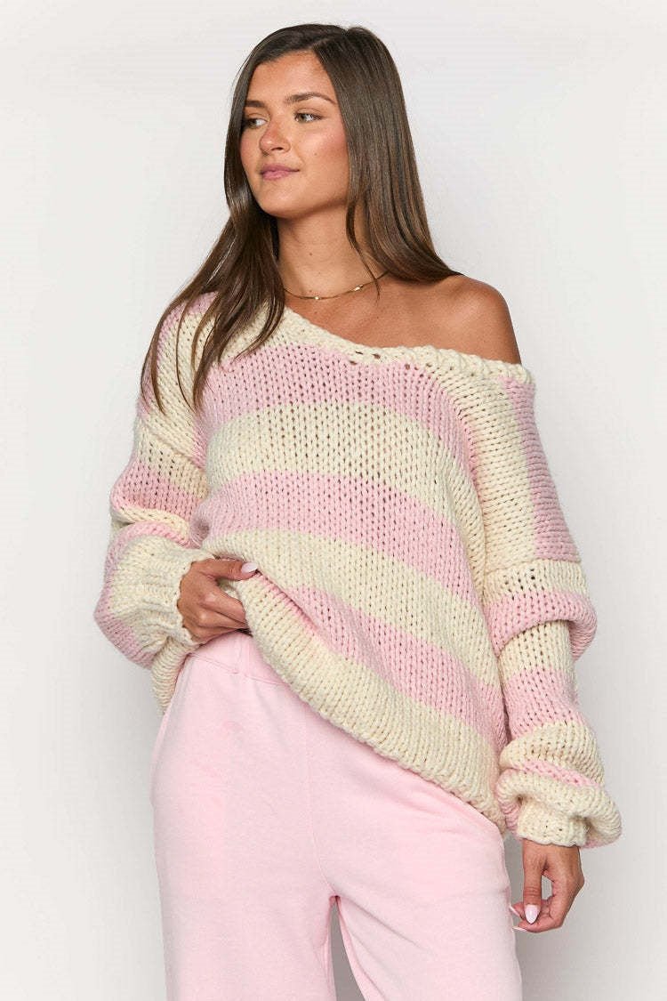 Gemütlicher gestreifter Strickpullover mit Ausschnitt über der Schulter - Livezo