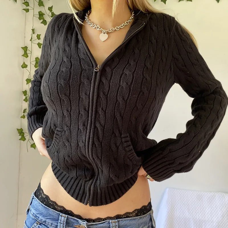 Gemütlicher Kapuzenstrickcardigan mit Knopfleiste vorne - Livezo