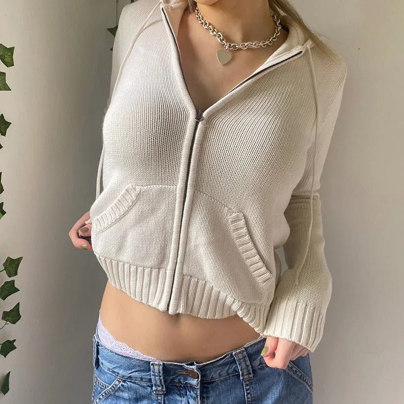 Gemütlicher Kapuzenstrickcardigan mit Knopfleiste vorne - Livezo