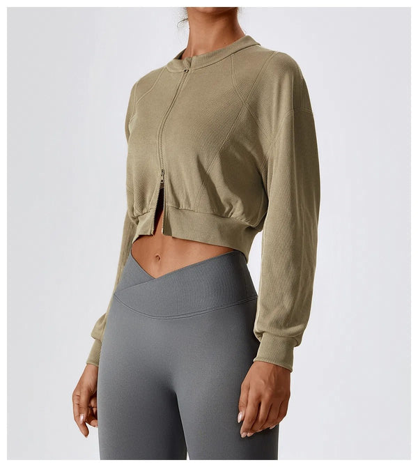 Gemütliches geripptes Crop - Sweatshirt mit Reißverschluss - Livezo