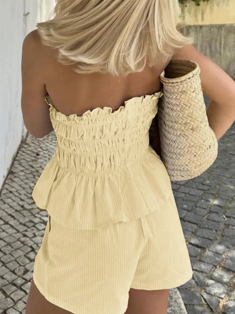 Gerafftes Bandeau - Crop - Top und hoch tailliertes Shorts - Set - Livezo