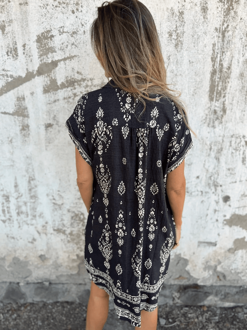 Kurzarmkleid mit Taschen - Livezo