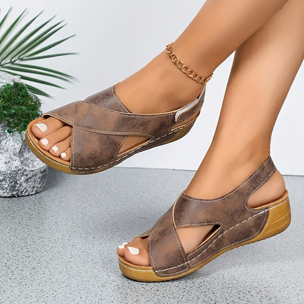 Leichte Keilabsatz - Sandalen für Damen - Livezo