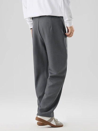 Men's Comfortable Pleated Trousers - Harren Cole
