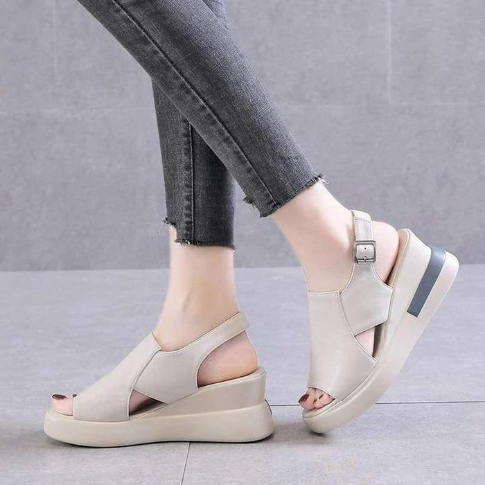 Orthopädische Damensandalen mit Fußgewölbestütze und Komfortdesign - Livezo