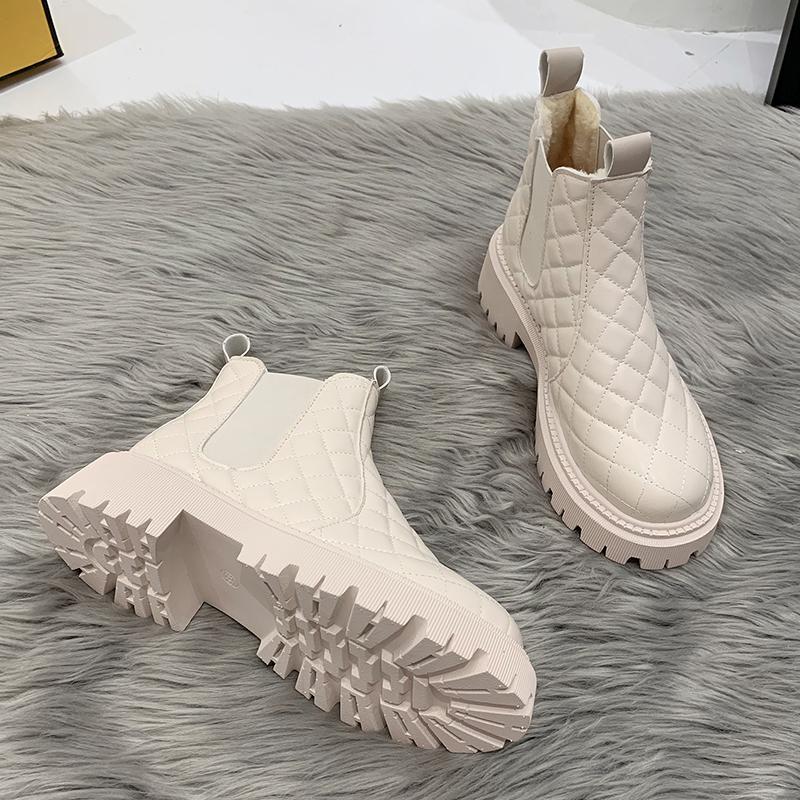 Simone - Stiefel - stylisch und trendy! - Livezo